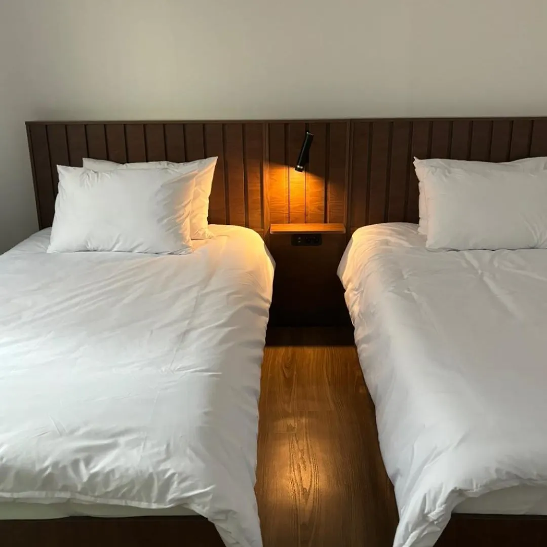 5 Minutes From Isoo Station, 3 Rooms, 4 Beds, 10 Minutes From Gangnam Station 首爾 别墅