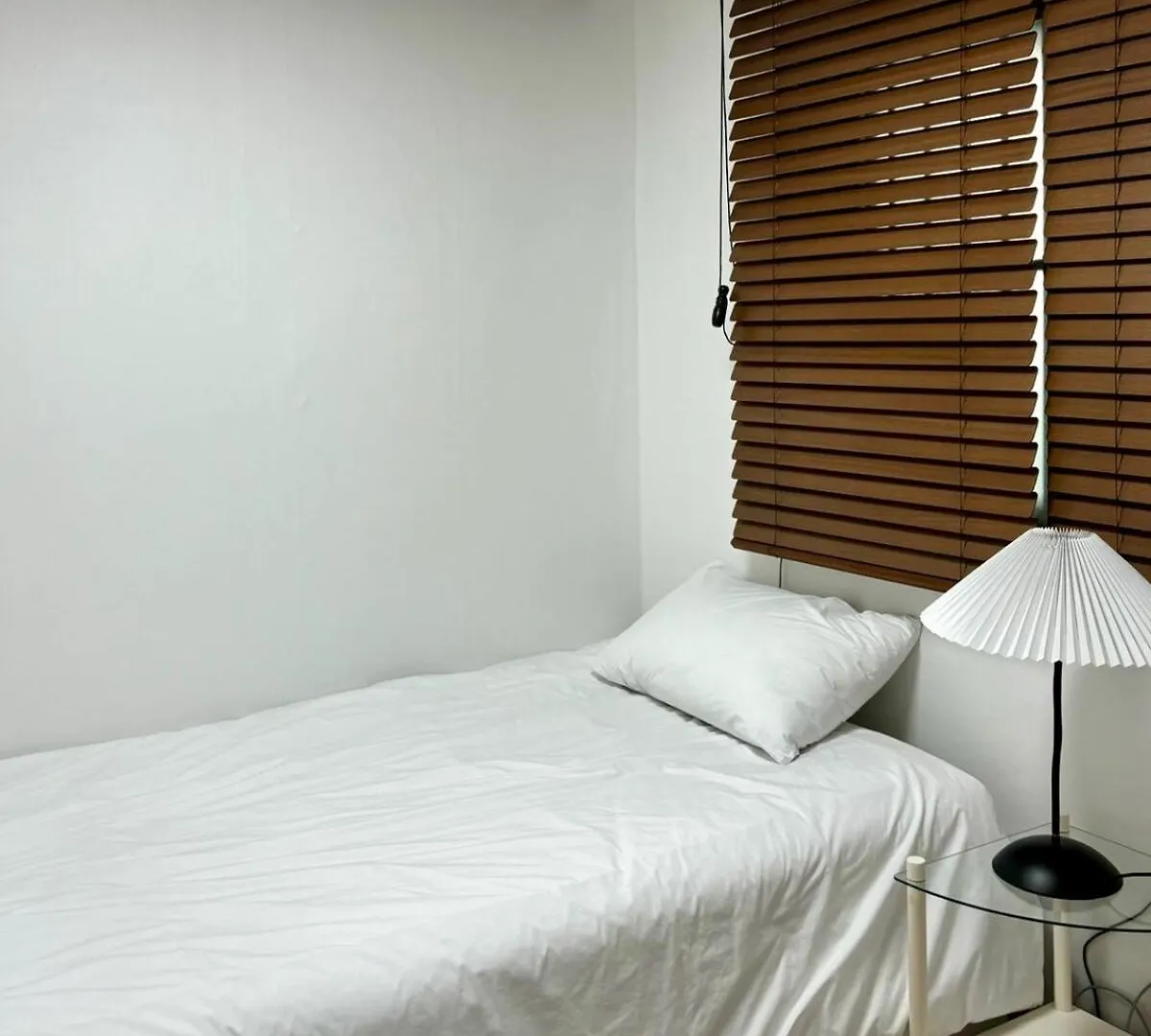 别墅 5 Minutes From Isoo Station, 3 Rooms, 4 Beds, 10 Minutes From Gangnam Station 首爾 韩国